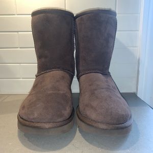 brown ugg boots